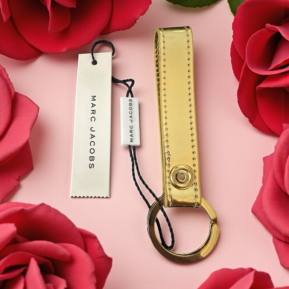 Marc Jacobs  Logo Keychain | Designer Strap Key Ring | Luxury Gift‎ NWT - Picture 6 of 11